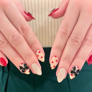 ネイル Bianca 今池　Yamazoeのネイルデザイン