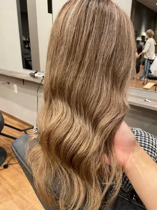 ロング カラー 鵜飼 真伍のヘアスタイル