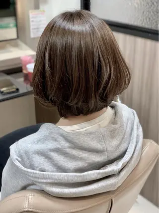 ショート カラー 船戸 靖子のヘアスタイル