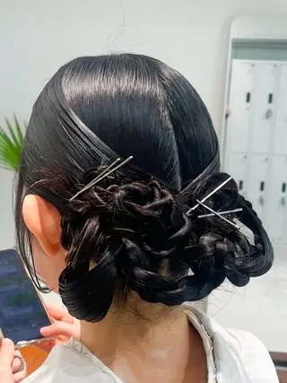 セミロング ヘアアレンジ 🦠デザインカラー/ 魚瀬あおい🦠のヘアスタイル