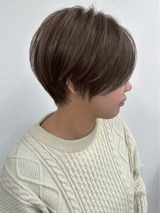 ショート カラー 艶カラー ／韓国風カラーのヘアスタイル