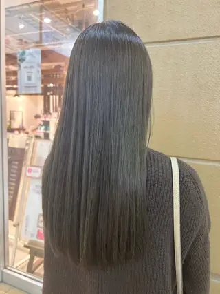 ロング カラー 林 玲美のヘアスタイル