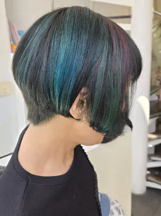 ショート カラー 遠藤 史秋のヘアスタイル