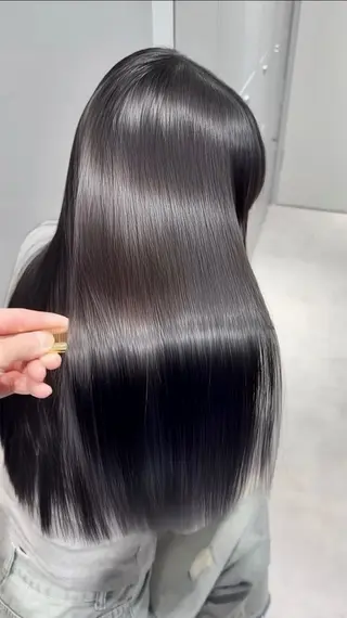 ロング 艶髪カラー🫧 髪質改善🪽萩原のヘアスタイル
