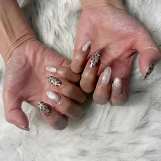 ミディアム mao .のネイルデザイン