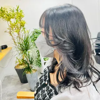 ミディアム hoNua. 栄/透明感カラーのヘアスタイル