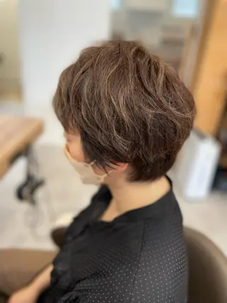 ショート パーマ やまこし 美裕樹のヘアスタイル