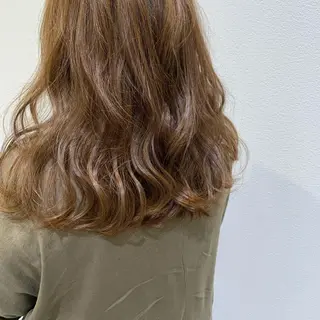 ロング 川口 絵理のヘアスタイル