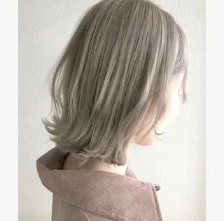 ショート カラー AIR HEALのヘアスタイル