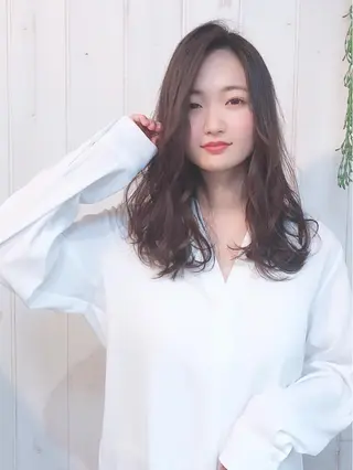 ミディアム カラー &グループ代表取締役 KOHEIのヘアスタイル