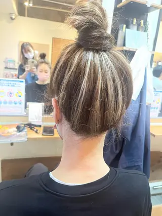 カラー nowhere ノーウェアのヘアスタイル