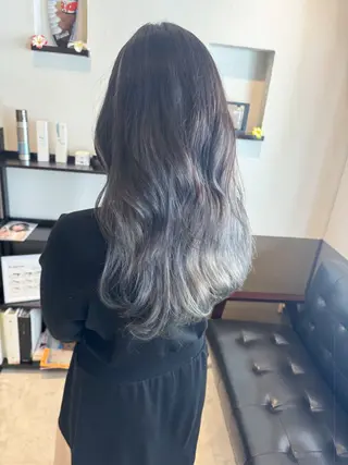 ロング カラー 坂井田 浩樹のヘアスタイル