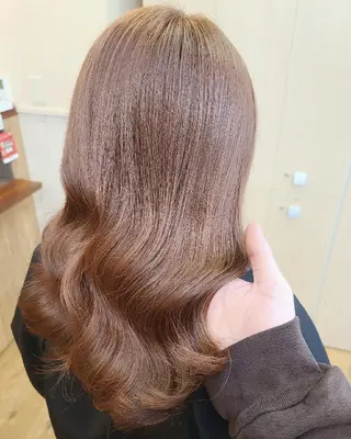 セミロング カラー 【ネウィ天王寺 】seiyaのヘアスタイル