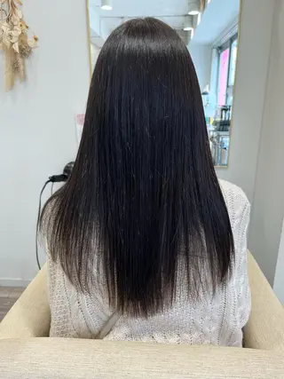 カラー 西川 明李のヘアスタイル