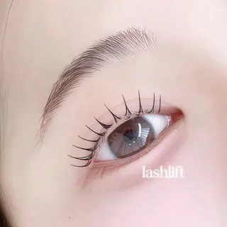 マツエク・マツパ eyelash 🐰 パーマ眉のマツエク・マツパデザイン