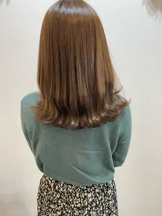 ミディアム カラー 柏韓国ヘア 白石芽衣のヘアスタイル