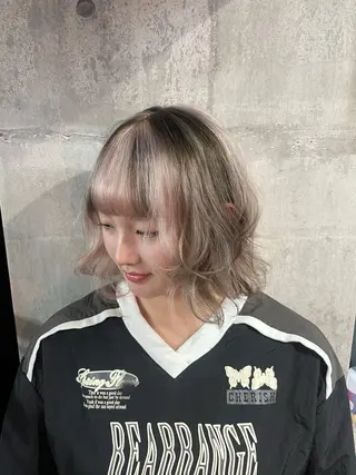 セミロング 博多/ハイトーン /syokoのヘアスタイル