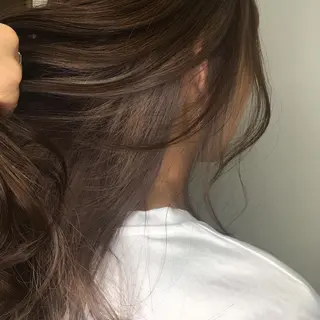 セミロング カラー 福島 純子のヘアスタイル