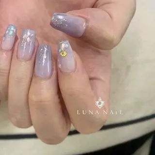 ネイル アトリエ　ミモザ所属・いまむら あかりのネイルデザイン