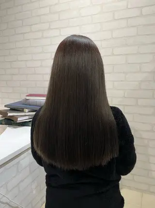 ロング カラー 阿部 うららのヘアスタイル