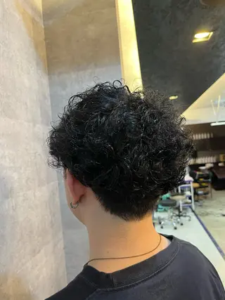 ショート パーマ メンズ イロアイヘアー Renのヘアスタイル