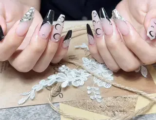 ネイル ishiro 🍂のネイルデザイン