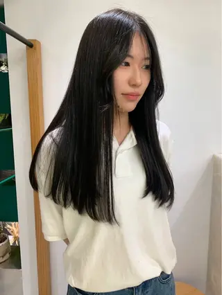 ロング カラー ヘアアレンジ なのは\透け感カラー \レイヤーカットのヘアスタイル