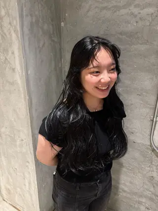 ロング カラー asada makotoのヘアスタイル