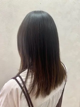 ミディアム 加藤 遥花のヘアスタイル