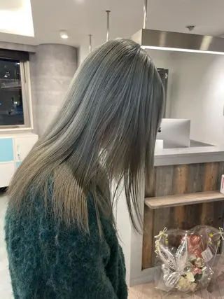 セミロング ♡似合わせハイトーン ♡maiのヘアスタイル