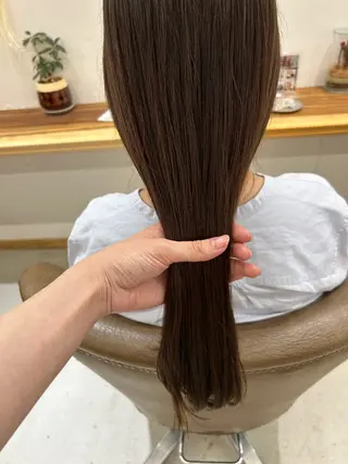 ロング なつめ🐶ショート ベージュカラーのヘアスタイル