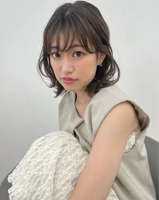セミロング 箱崎 凪沙のヘアスタイル