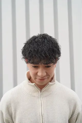 パーマ メンズ 関 晃哉のヘアスタイル
