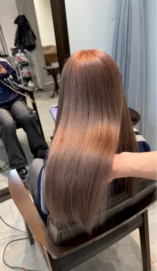 ロング カラー パーマ ヘアアレンジ ブリーチカラー🤍 颯馬🐈‍⬛のヘアスタイル