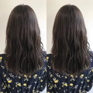 ミディアム カラー 小栗 麻衣のヘアスタイル