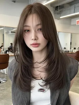 セミロング 🎀透明感カラー/ yuka🎀のヘアスタイル