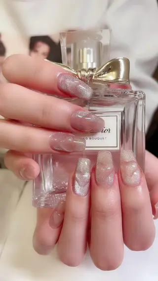 ロング カラー ネイル Petite Cannelleのネイルデザイン