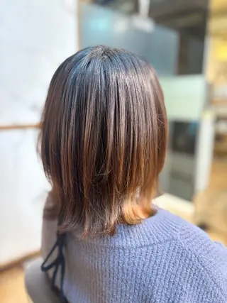 ミディアム ヘアーリゾートクランプ所属・ロング/レイヤー/ ショートボブ/YUIのヘアスタイル