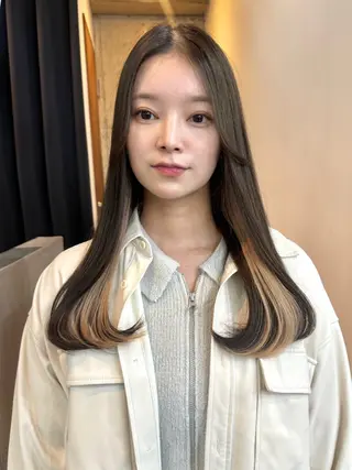 ロング カラー 切りっぱなしボブ/ ブリーチカラー/大塚のヘアスタイル