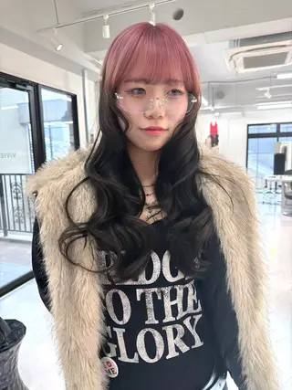 ロング カラー TATSUブリーチ/ ミルクティーベージュのヘアスタイル