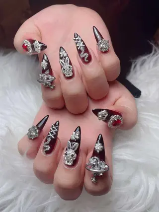 ネイル Ami Nailのネイルデザイン