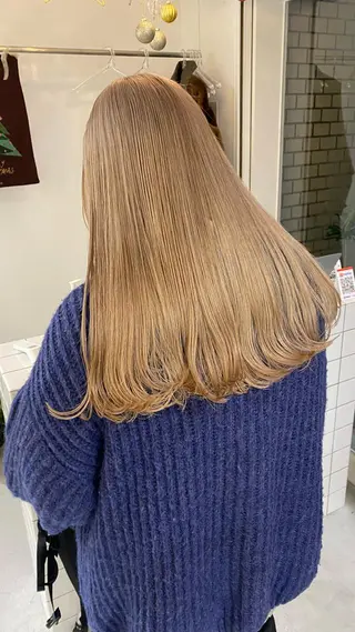 ロング カラー natsune /レイヤーカットのヘアスタイル