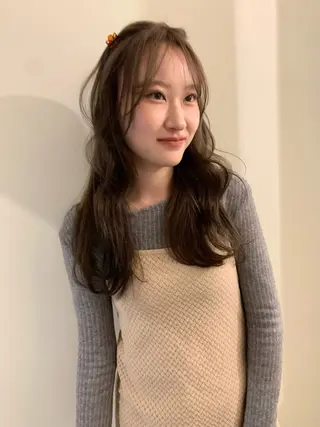 ロング カラー 落合希 Olivebeigeのヘアスタイル