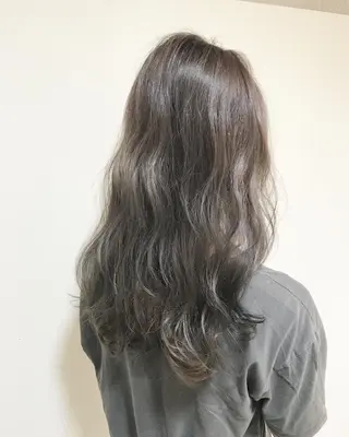 ロング カラー Miru by INCE HAIRのヘアスタイル