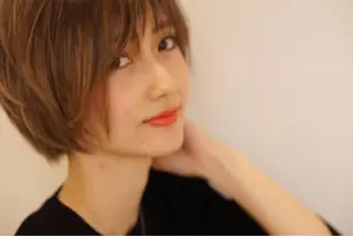 ショート カラー ボブ　ショート 特化 迫田紘史のヘアスタイル
