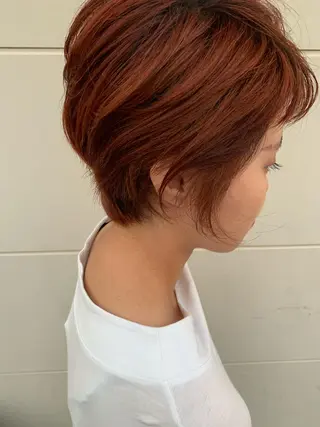 ショート カラー 齊藤 衣梨佳のヘアスタイル