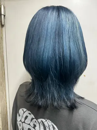 ミディアム 鈴木 莉恋のヘアスタイル