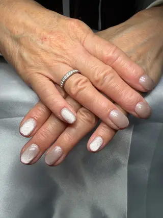 ネイル Tinails所属・Tinails (ティナネイル)のネイルデザイン