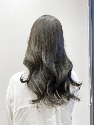 セミロング カラー ヘアアレンジ 🥀暖色韓国ヘア💕 保科侑花のヘアスタイル