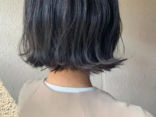 ショート カラー サダハルカ ｜chouetteのヘアスタイル